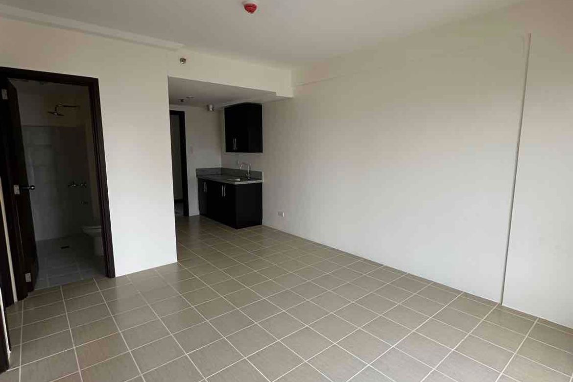 2 Bedroom Condo for Sale in Pioneer Woodlands, Barangka Ilaya, Mandaluyong, Metro Manila near MRT-3 Boni – photo 4