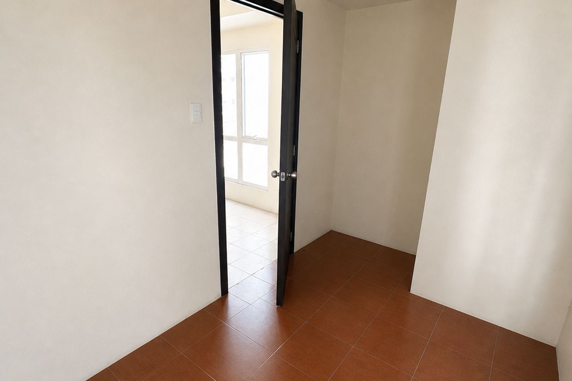 2 Bedroom Condo for Sale in Pioneer Woodlands, Barangka Ilaya, Mandaluyong, Metro Manila near MRT-3 Boni – photo 6