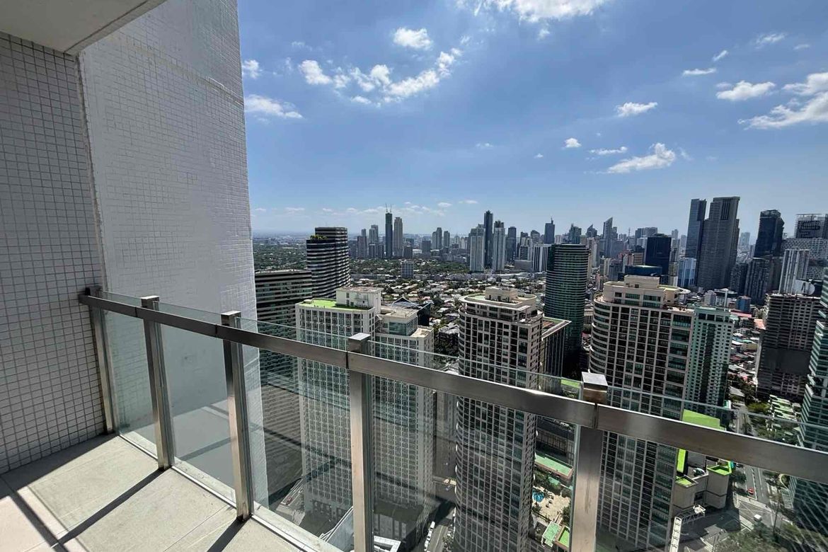 2 Bedroom Condo for Sale in Proscenium at Rockwell, Guadalupe Viejo, Makati, Metro Manila near MRT-3 Guadalupe – photo 2