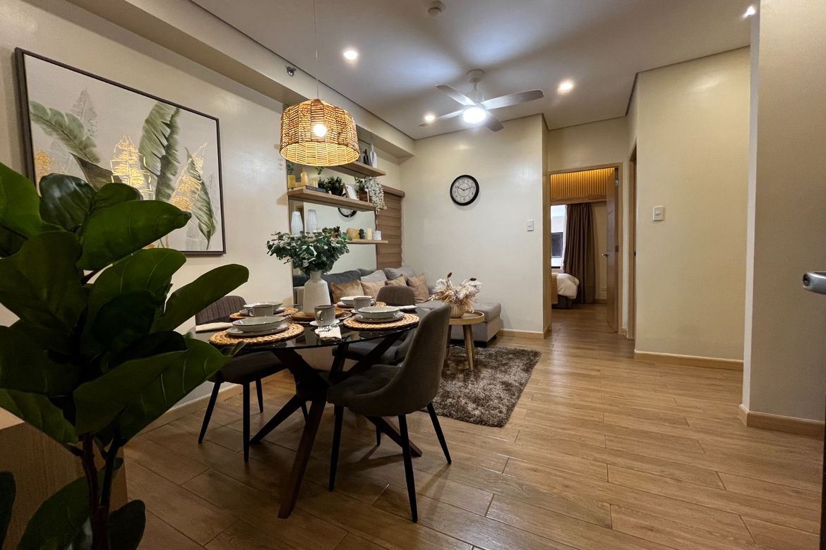 2 Bedroom Condo for Sale in Pulang Lupa Uno, Las Piñas, Metro Manila