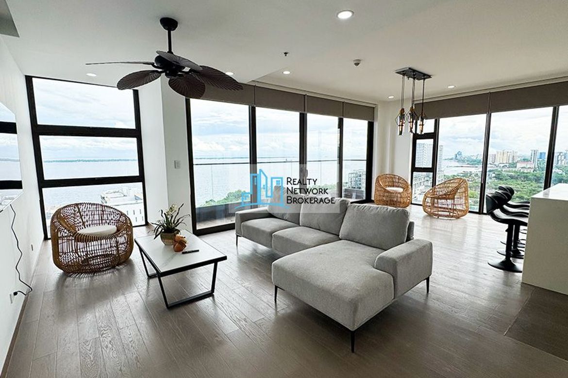 2 Bedroom Condo for Sale in Punta Engaño, Lapu-Lapu, Cebu – photo 7