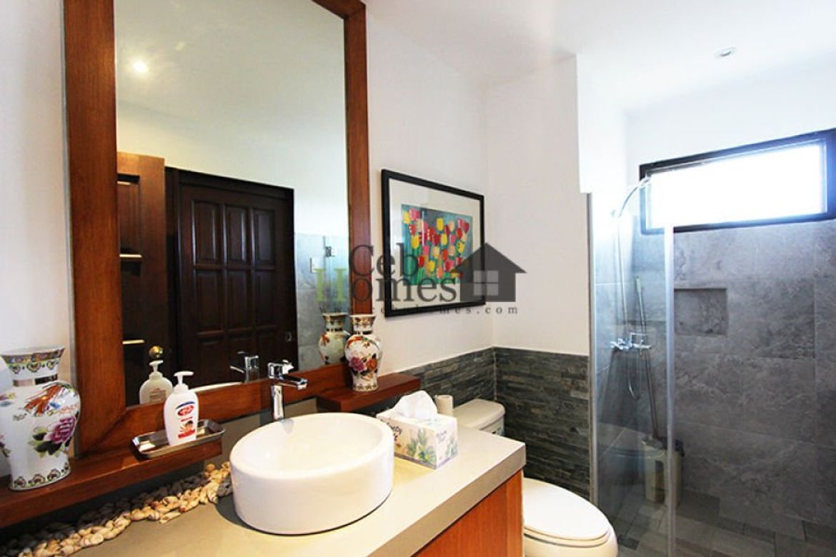 2 Bedroom Condo for Sale in Punta Engaño, Lapu-Lapu, Cebu – photo 3