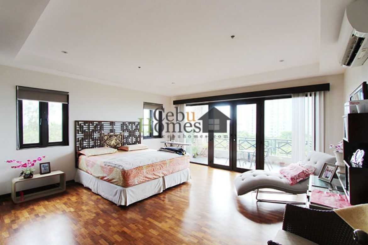 2 Bedroom Condo for Sale in Punta Engaño, Lapu-Lapu, Cebu – photo 6