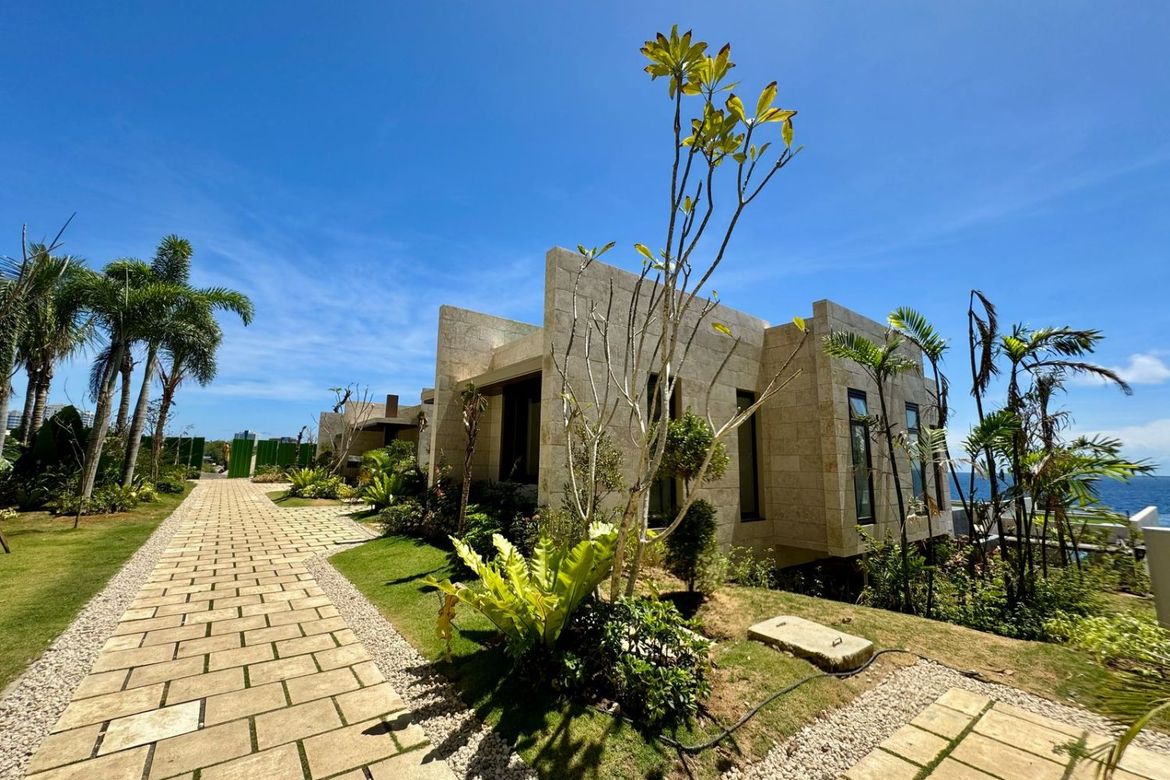 2 Bedroom Condo for Sale in Punta Engaño, Lapu-Lapu, Cebu