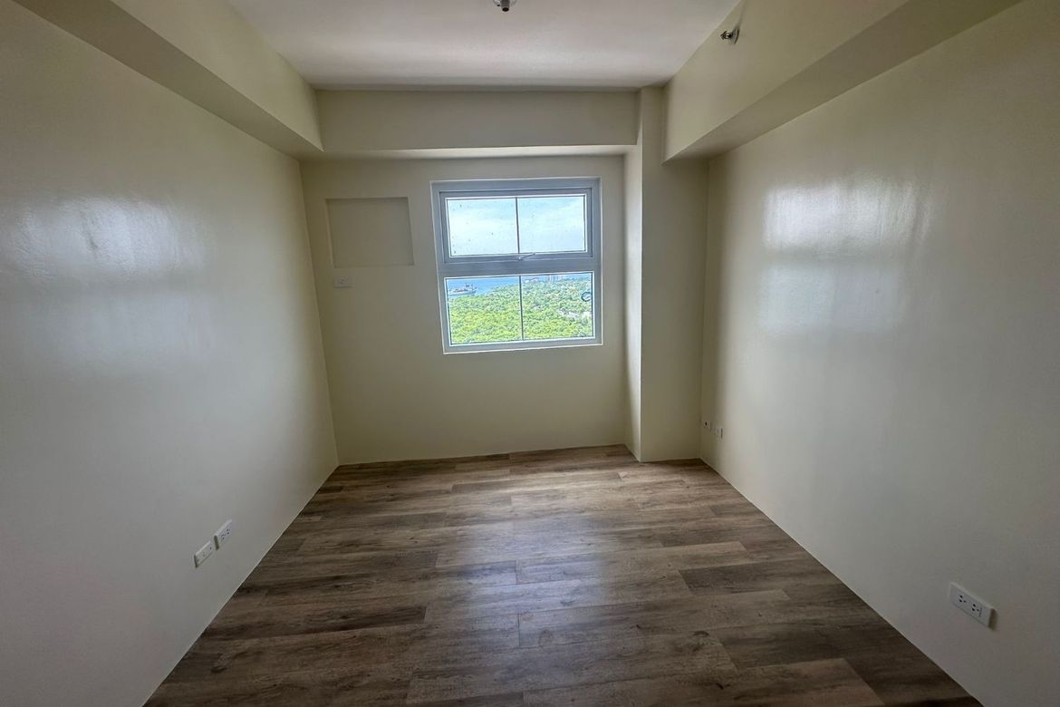 2 Bedroom Condo for Sale in Punta Engaño, Lapu-Lapu, Cebu – photo 4