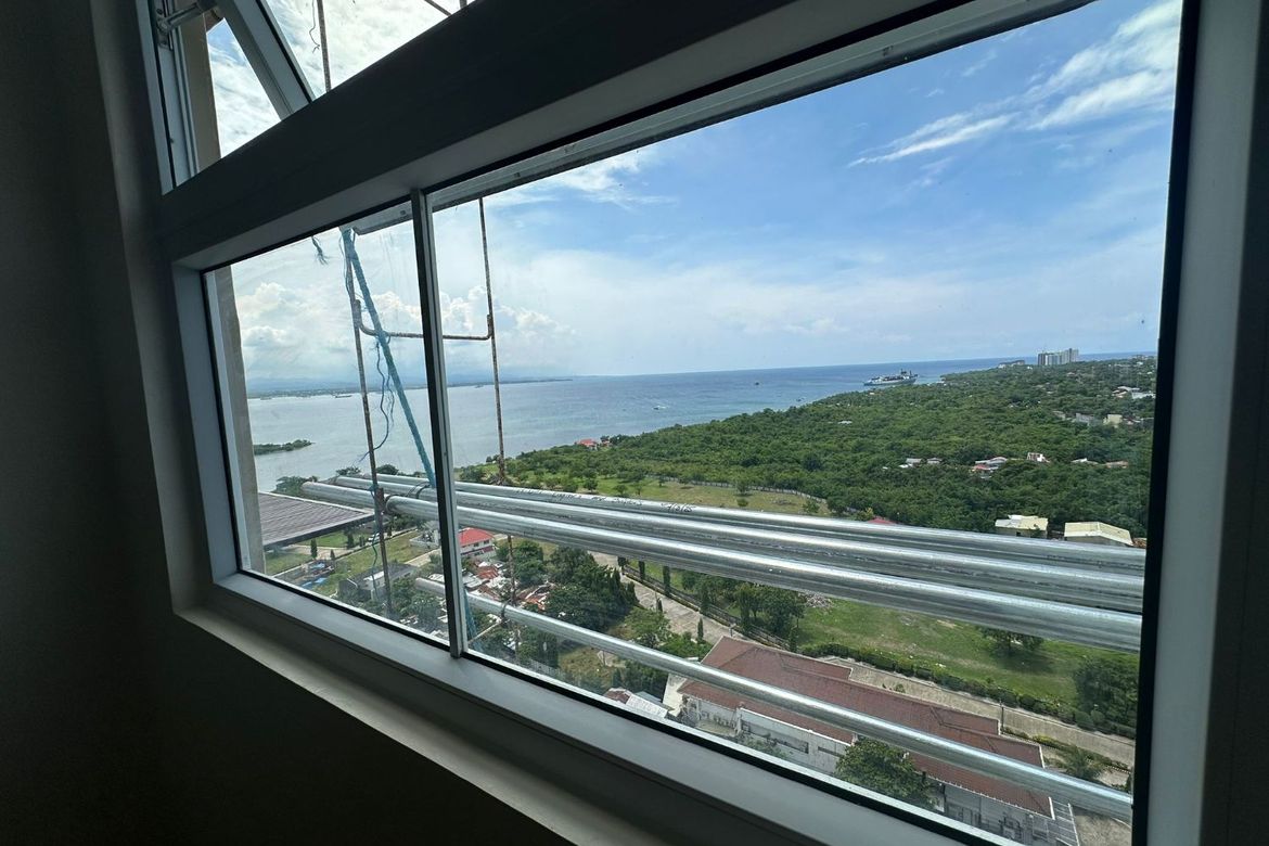 2 Bedroom Condo for Sale in Punta Engaño, Lapu-Lapu, Cebu – photo 7
