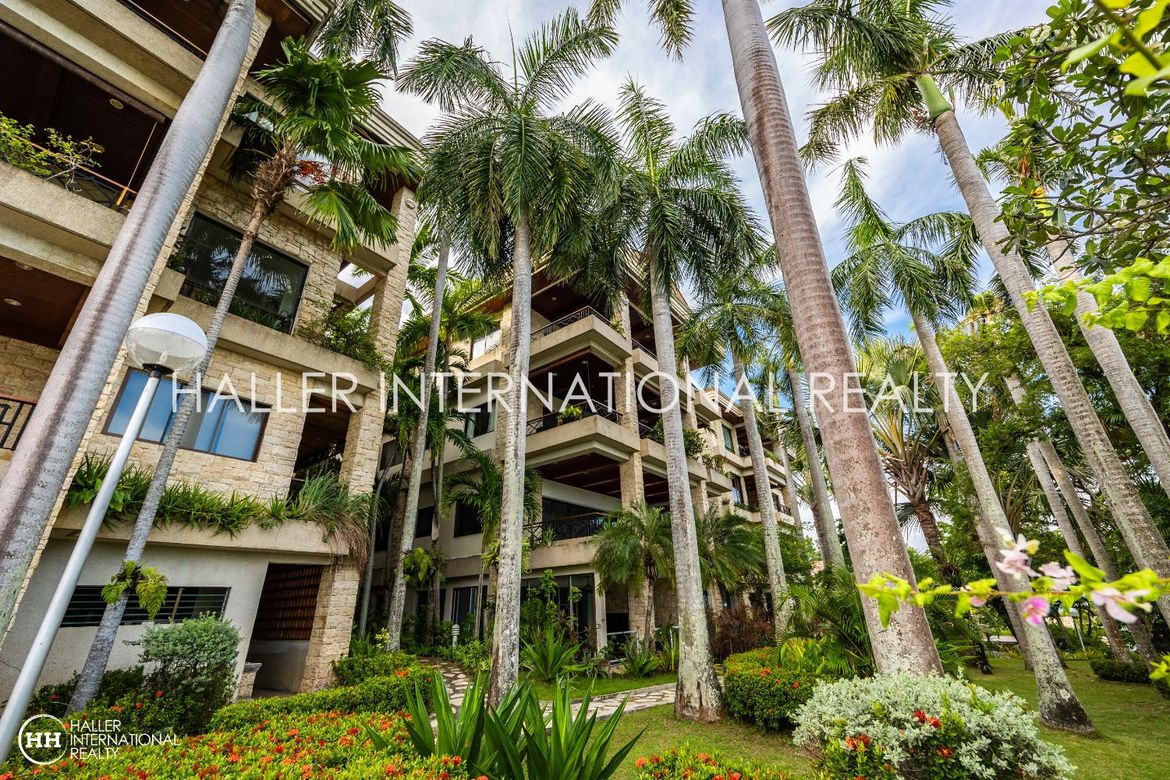 2 Bedroom Condo for Sale in Punta Engaño, Lapu-Lapu, Cebu
