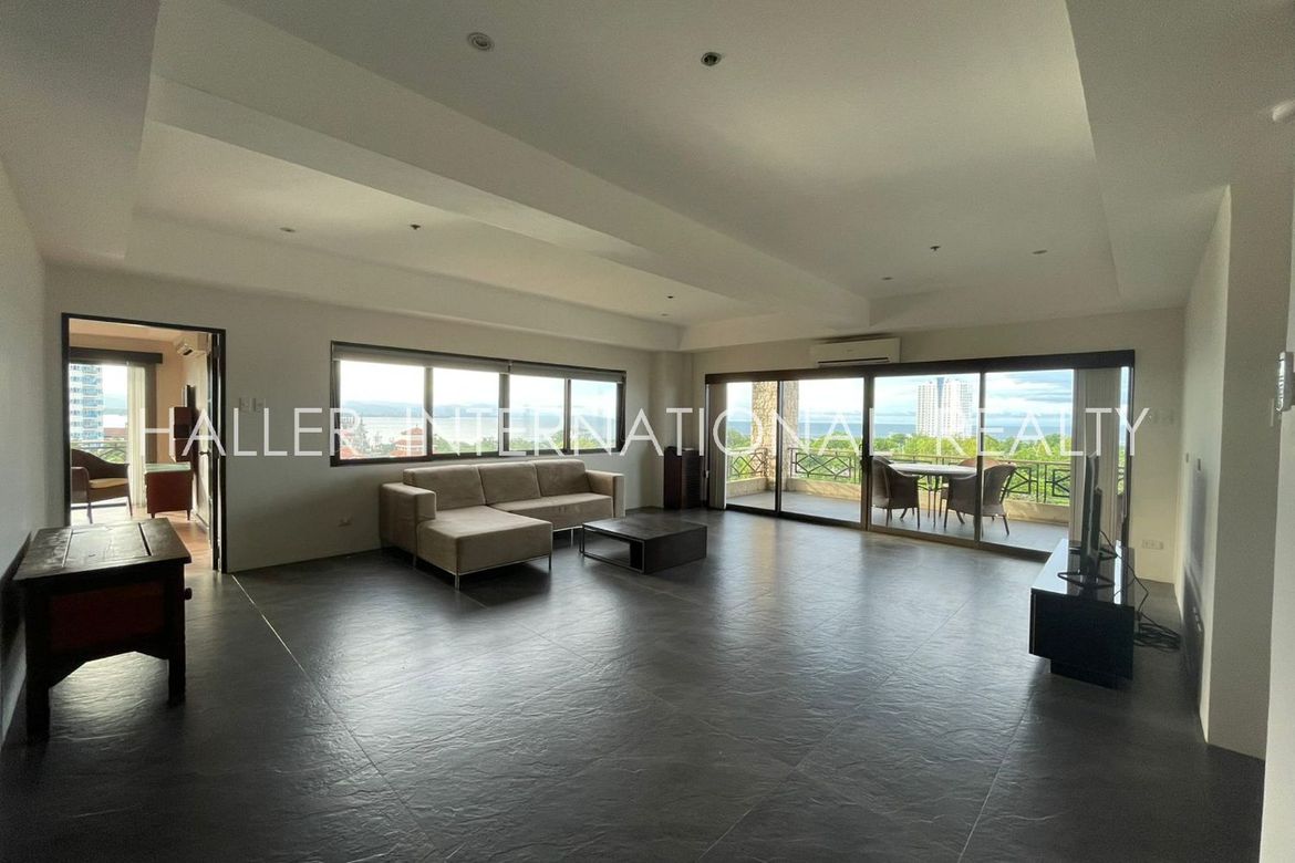2 Bedroom Condo for Sale in Punta Engaño, Lapu-Lapu, Cebu – photo 2