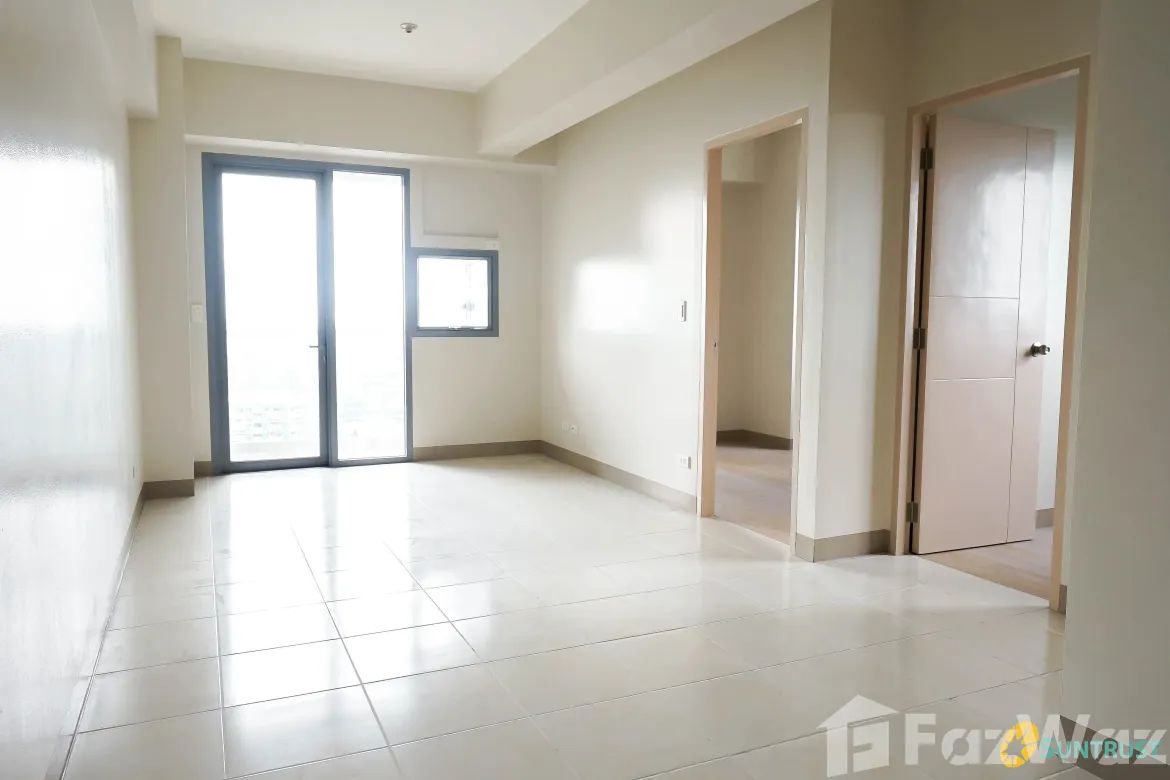2 Bedroom Condo for Sale in Ramon Magsaysay, Quezon City, Metro Manila near LRT-1 Roosevelt – photo 3