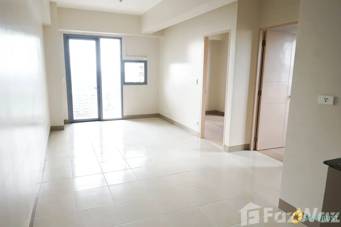 2 Bedroom Condo for Sale in Ramon Magsaysay, Quezon City, Metro Manila near LRT-1 Roosevelt – photo 4