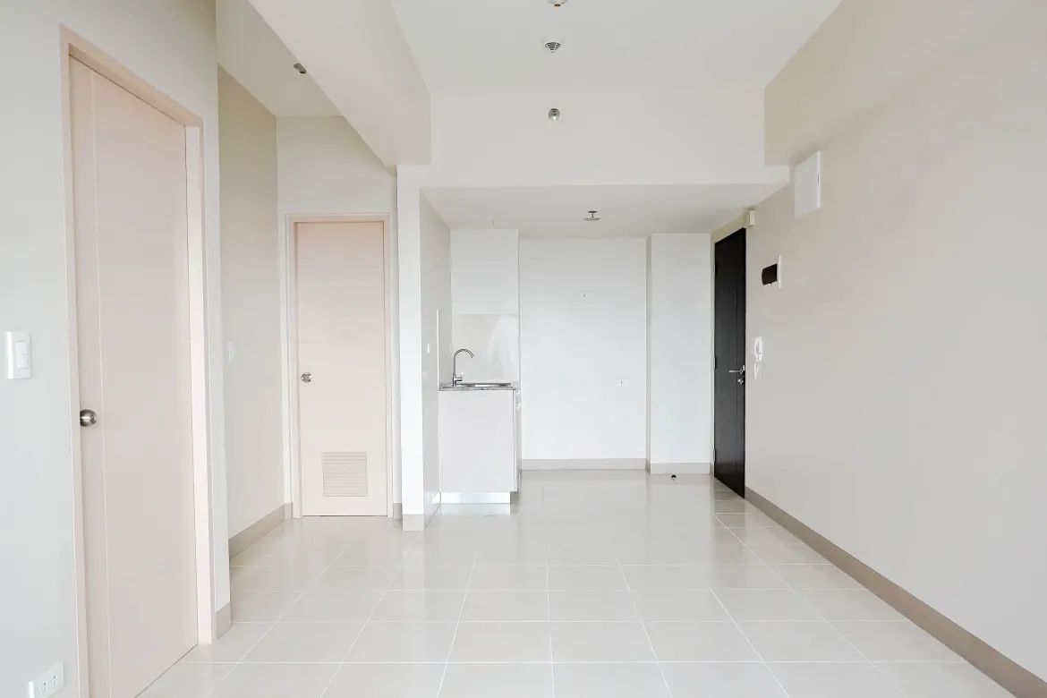 2 Bedroom Condo for Sale in Ramon Magsaysay, Quezon City, Metro Manila near LRT-1 Roosevelt – photo 5