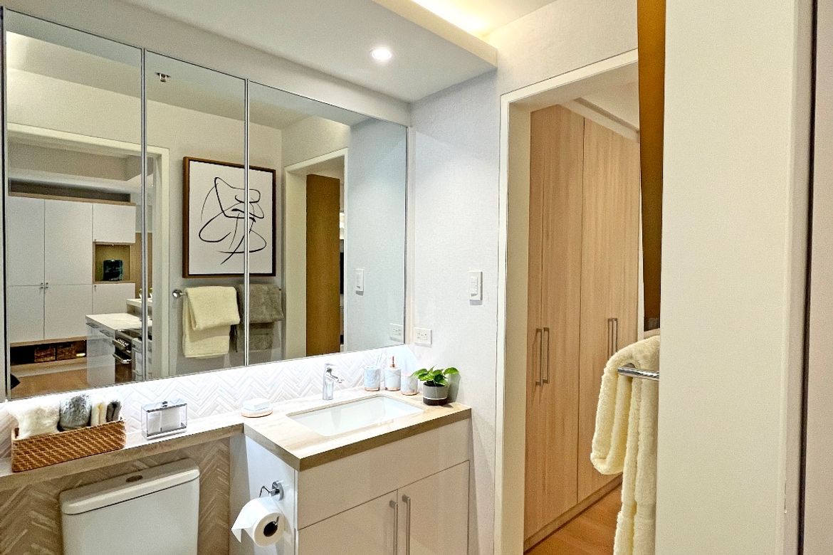 2 Bedroom Condo for Sale in Rockwell at Nepo Center, Santo Rosario, Angeles, Pampanga – photo 4