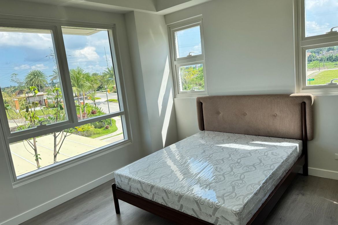 2 Bedroom Condo for Sale in Rockwell Center Bacolod, Mandalagan, Bacolod, Negros Occidental – photo 5