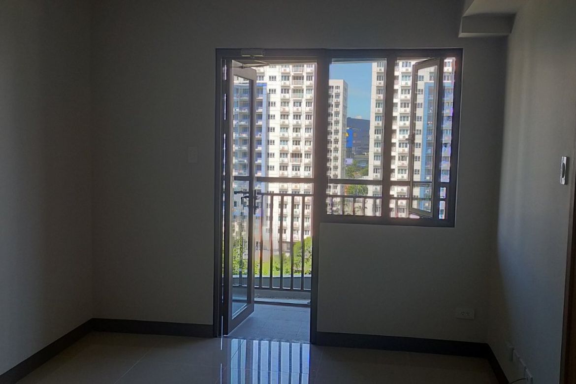 2 Bedroom Condo for Sale in S Residences, Barangay 76, Pasay, Metro Manila near LRT-1 EDSA – photo 2