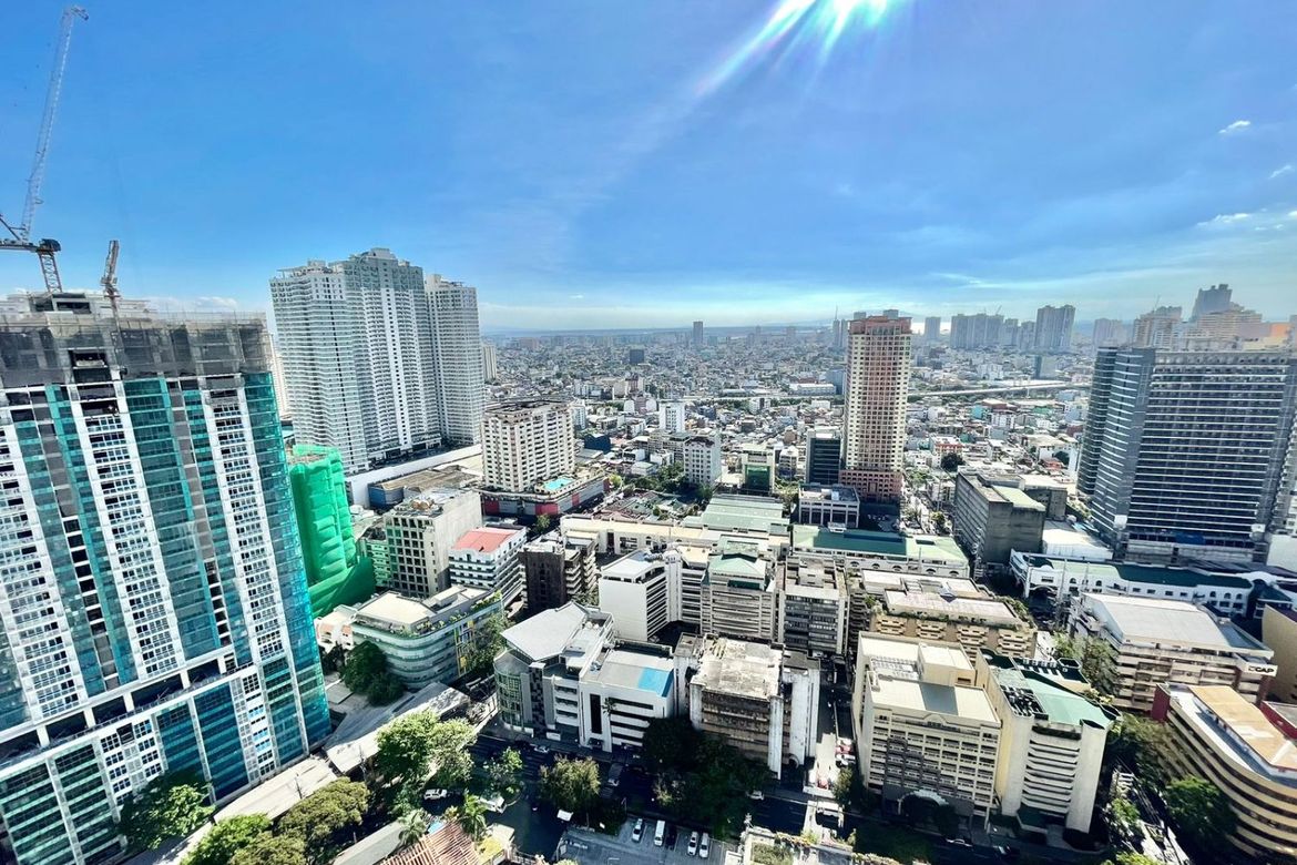 2 Bedroom Condo for Sale in San Lorenzo, Makati City – photo 13