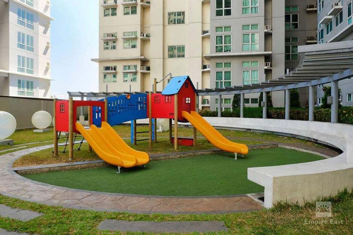 2 Bedroom Condo for Sale in San Lorenzo Place, Bangkal, Makati, Metro Manila near MRT-3 Magallanes – photo 5