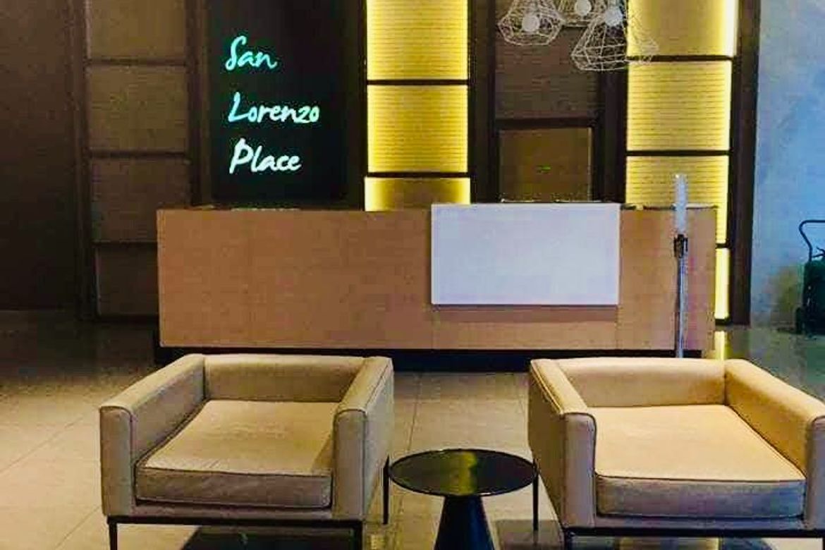 2 Bedroom Condo for Sale in San Lorenzo Place, Bangkal, Makati, Metro Manila near MRT-3 Magallanes – photo 8