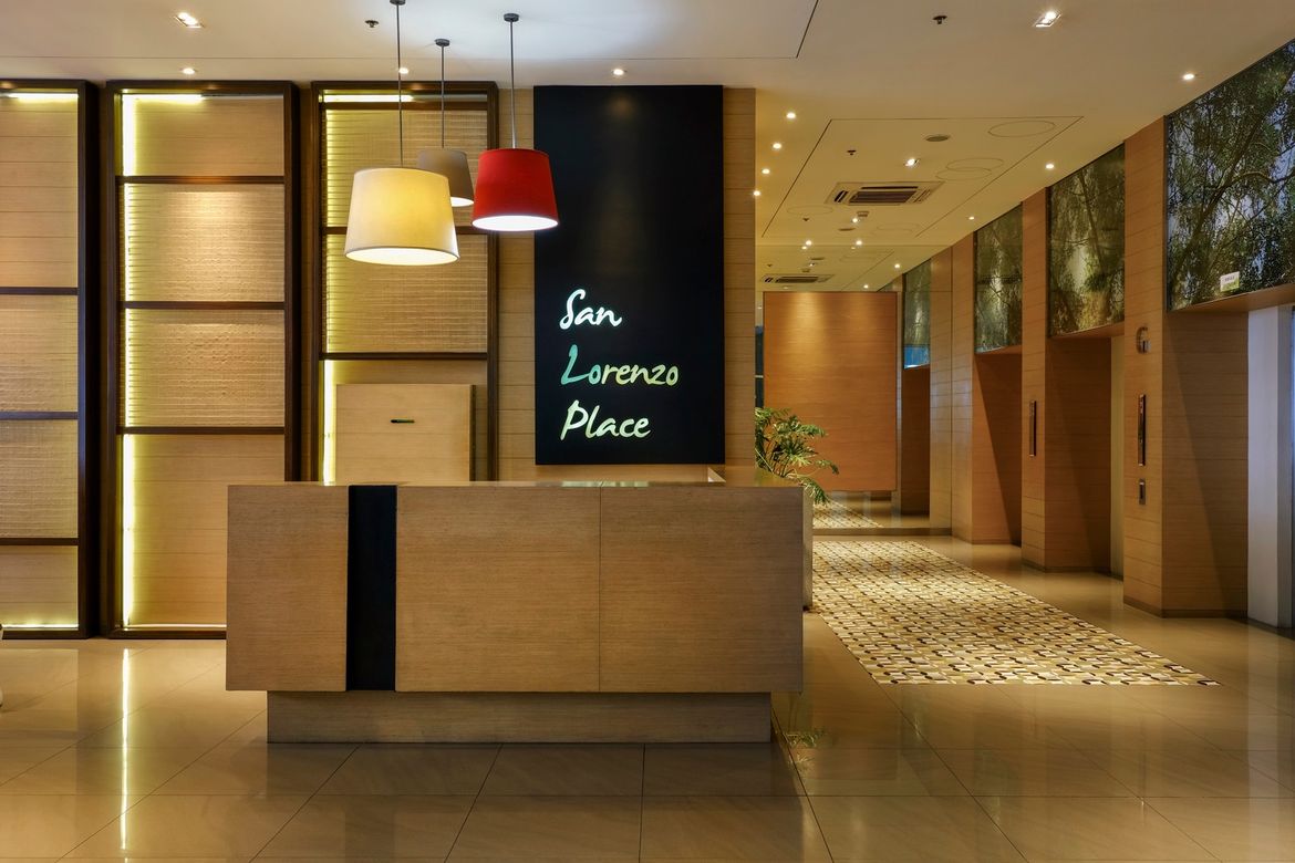 2 Bedroom Condo for Sale in San Lorenzo Place, Bangkal, Makati, Metro Manila near MRT-3 Magallanes – photo 2
