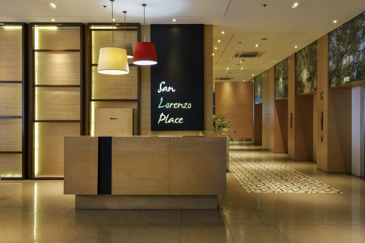 2 Bedroom Condo for Sale in San Lorenzo Place, Bangkal, Makati, Metro Manila near MRT-3 Magallanes – photo 5