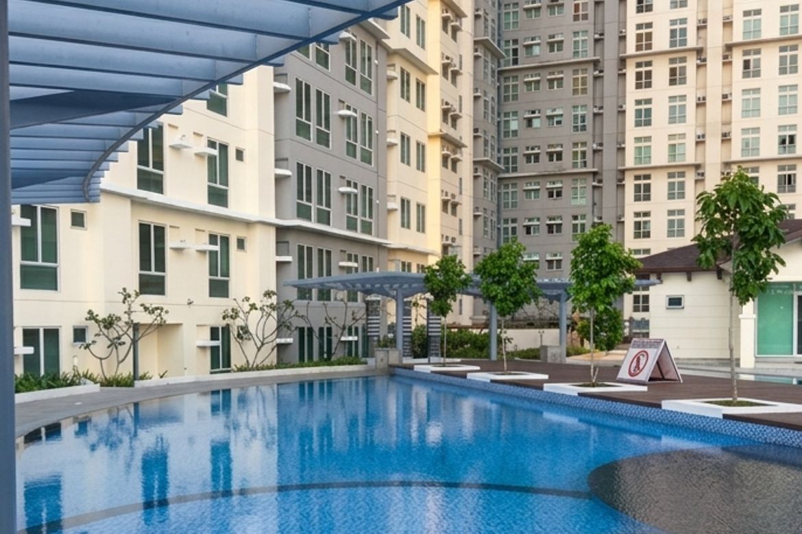 2 Bedroom Condo for Sale in San Lorenzo Place, Bangkal, Makati, Metro Manila near MRT-3 Magallanes – photo 8