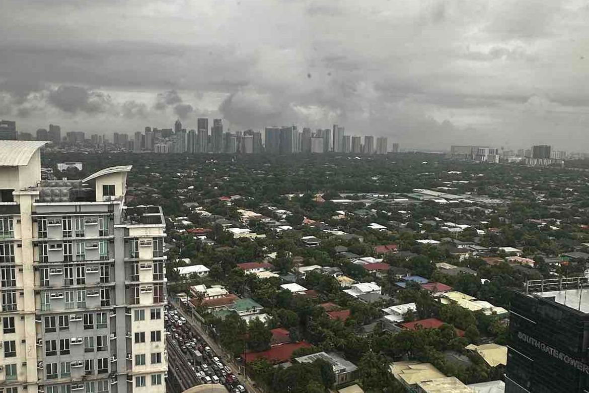 2 Bedroom Condo for Sale in San Lorenzo Place, Bangkal, Makati, Metro Manila near MRT-3 Magallanes – photo 4