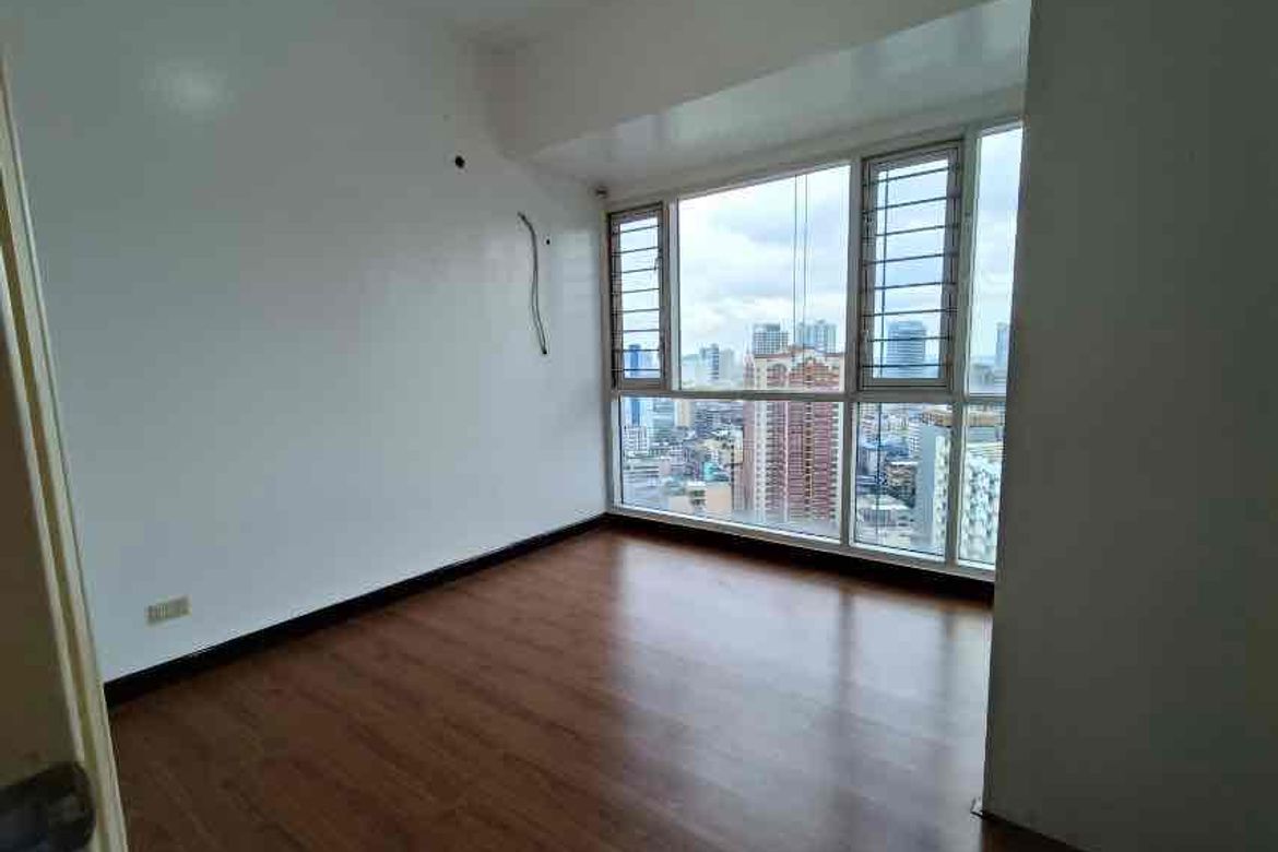 2 Bedroom Condo for Sale in San Nicolas, Manila, Metro Manila near LRT-1 Central Terminal