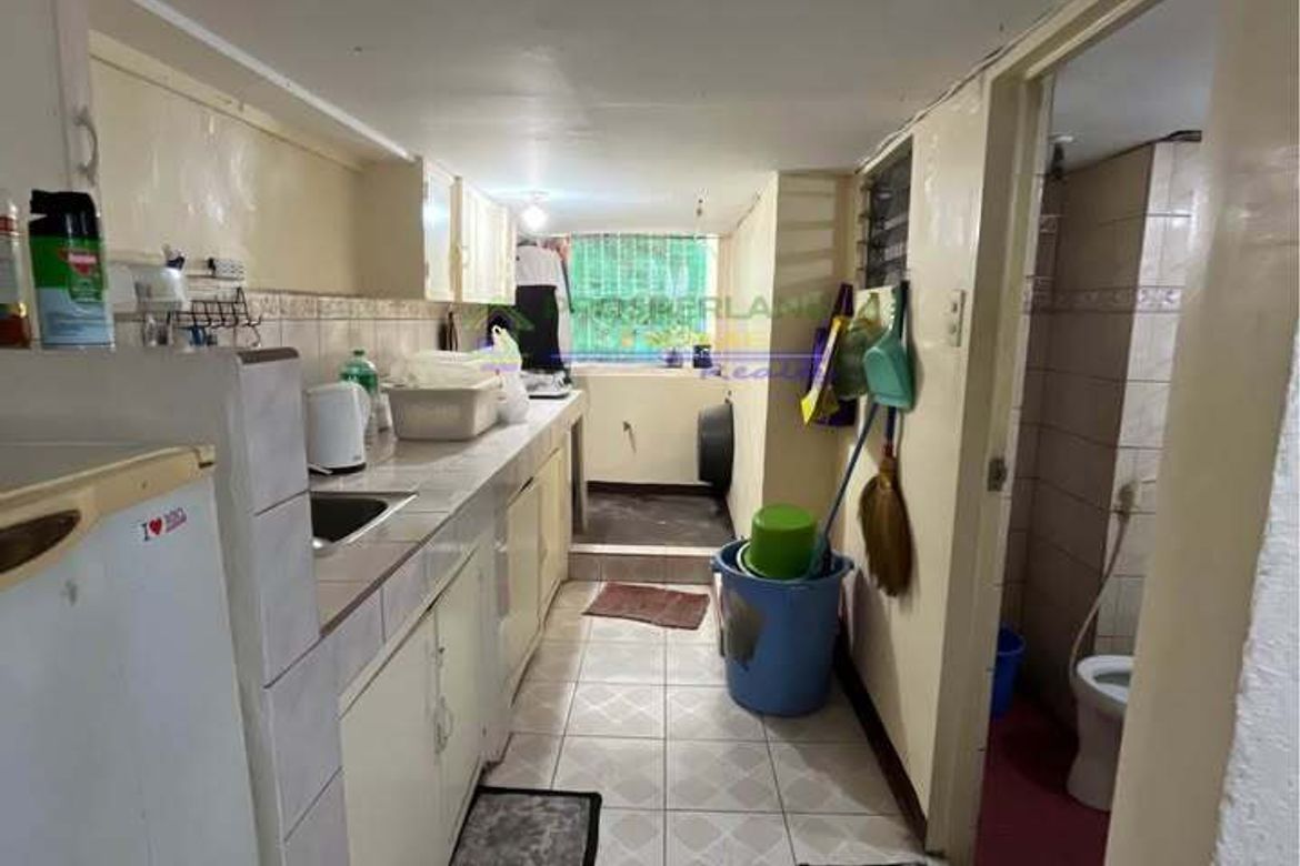 2 Bedroom Condo for Sale in Santa Mesa, Manila, Metro Manila near LRT-2 V. Mapa