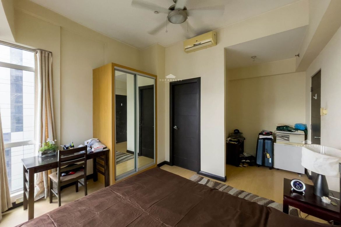 2 Bedroom Condo for Sale in Sapphire Residences, BGC, Taguig – photo 2
