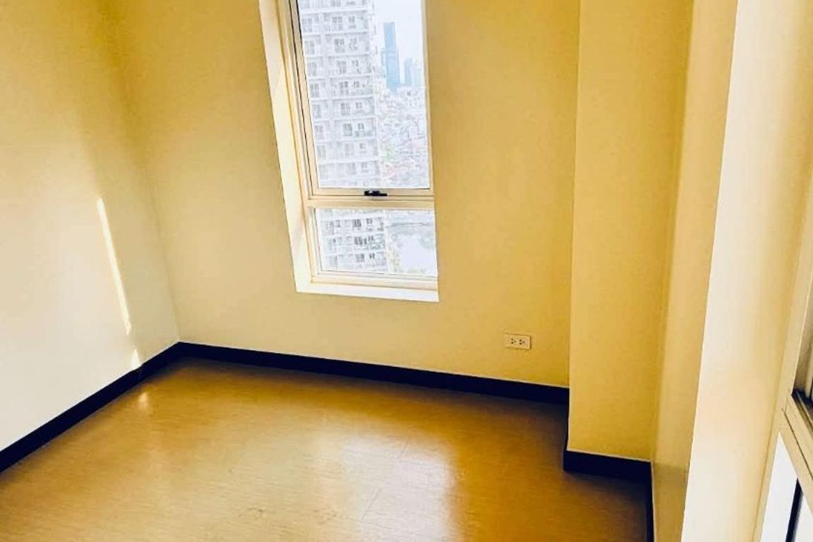 2 Bedroom Condo for Sale in Sheridan Towers, Buayang Bato, Mandaluyong, Metro Manila near MRT-3 Boni – photo 5