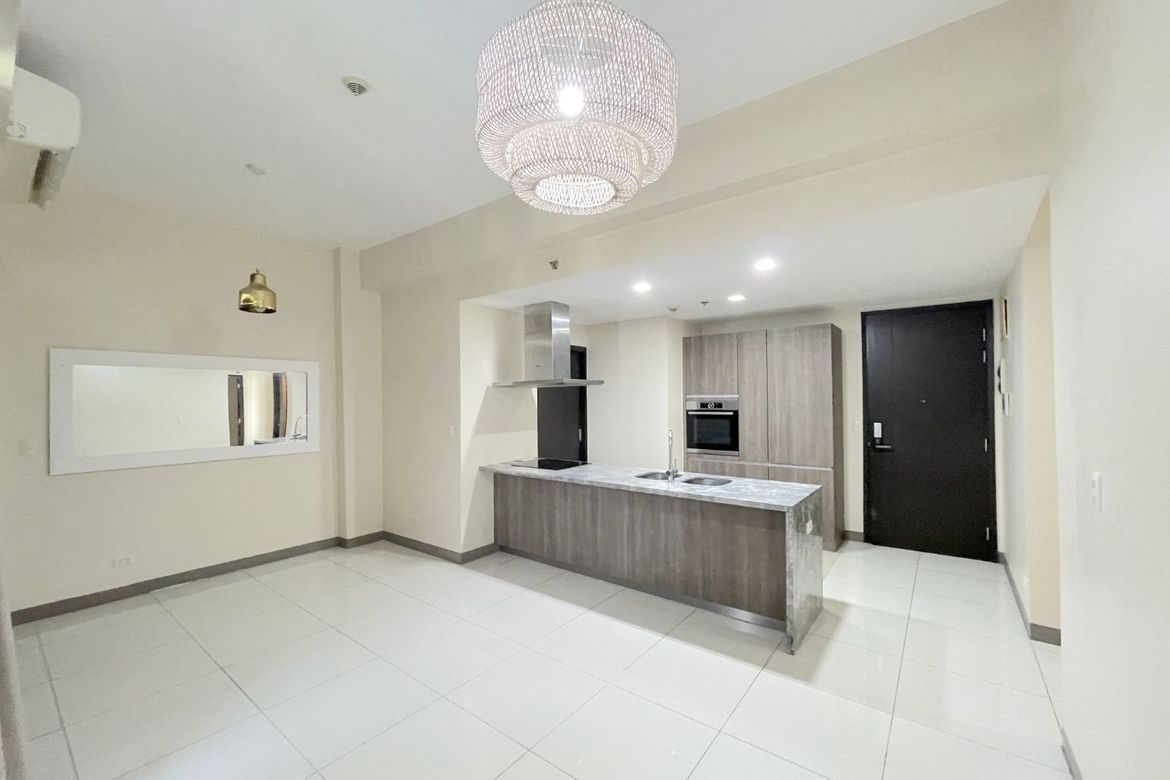2 Bedroom Condo for Sale in St. Moritz Private Estate, BGC, Taguig, Metro Manila