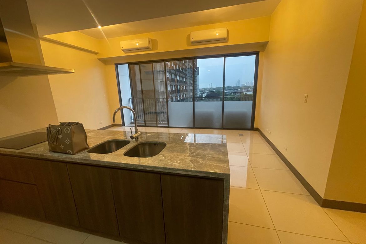 2 Bedroom Condo for Sale in St. Moritz Private Estate, BGC, Taguig – photo 2