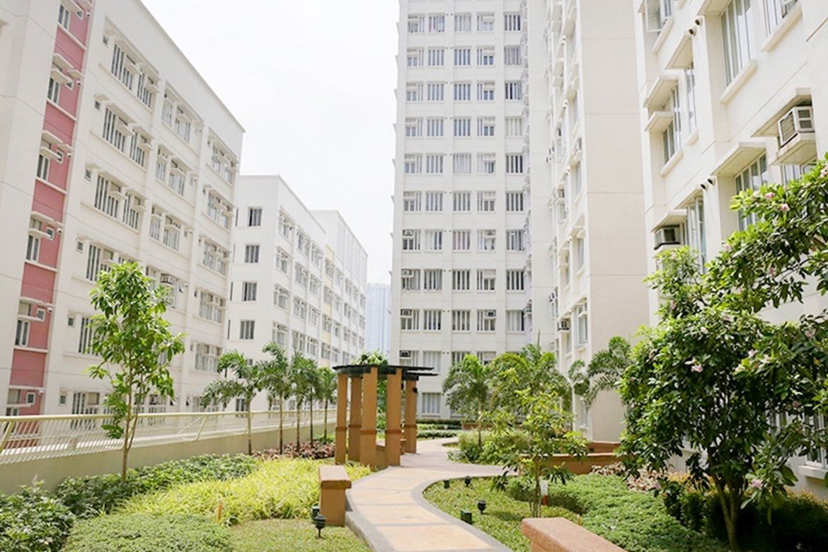 2 Bedroom Condo for Sale in Suntrust Parkview, Ermita, Manila, Metro Manila near LRT-1 Central Terminal – photo 2