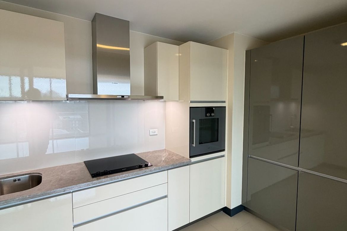 2 Bedroom Condo for Sale in The Albany, BGC, Taguig – photo 4