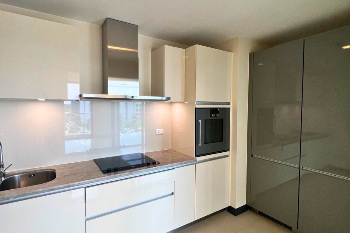2 Bedroom Condo for Sale in The Albany, BGC, Taguig – photo 13