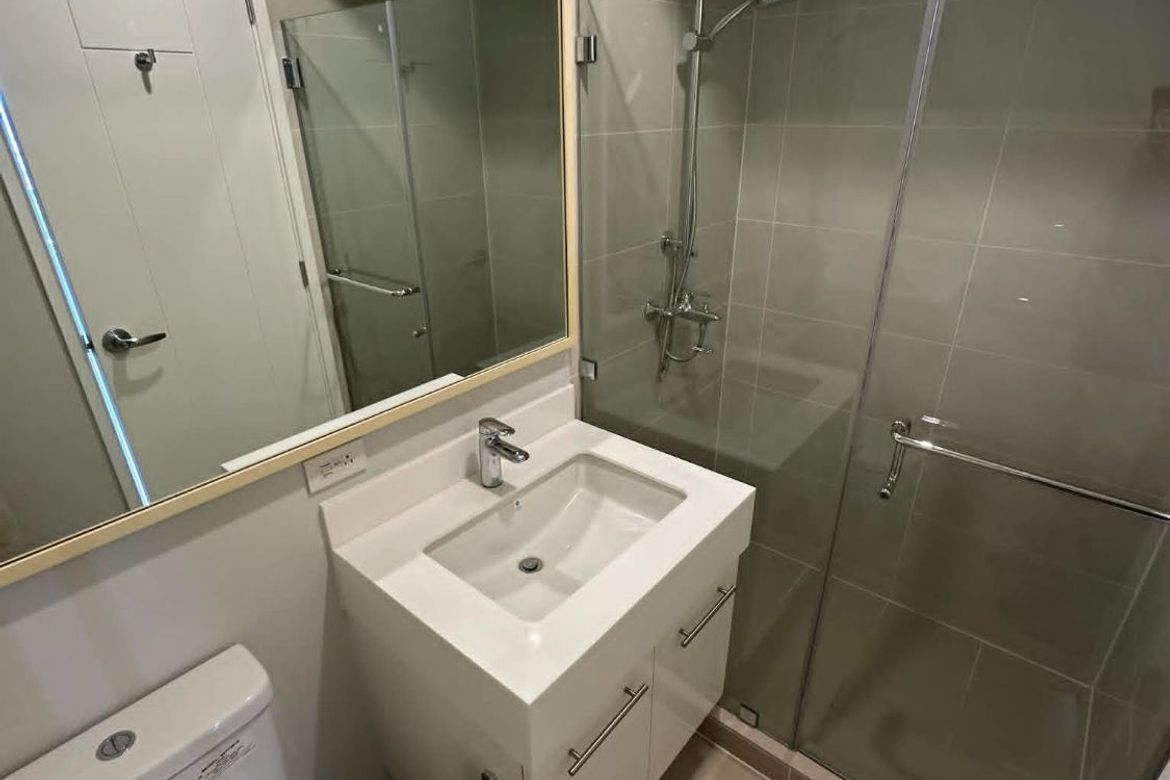 2 Bedroom Condo for Sale in The Arton by Rockwell, Loyola Heights, Quezon City, Metro Manila near LRT-2 Katipunan – photo 5