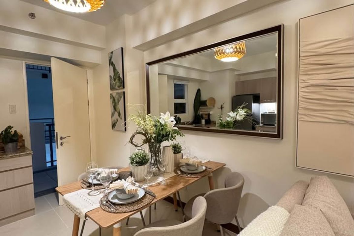 2 Bedroom Condo for Sale in The Crestmont, South Triangle, Quezon City, Metro Manila near MRT-3 Quezon Avenue