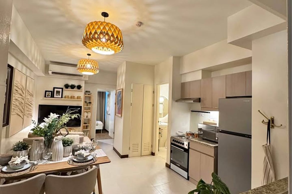 2 Bedroom Condo for Sale in The Crestmont, South Triangle, Quezon City, Metro Manila near MRT-3 Quezon Avenue – photo 3