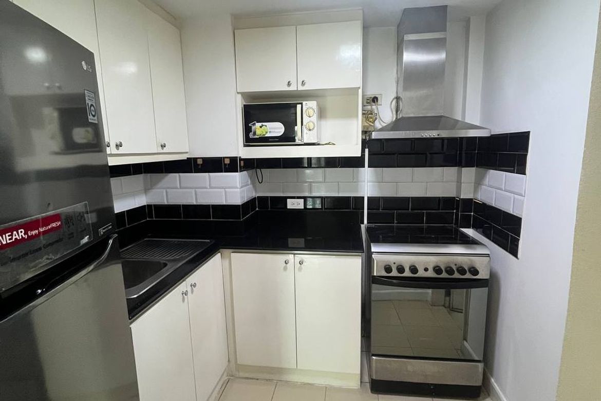2 Bedroom Condo for Sale in THE GRAND MIDORI MAKATI, San Lorenzo, Makati City – photo 4