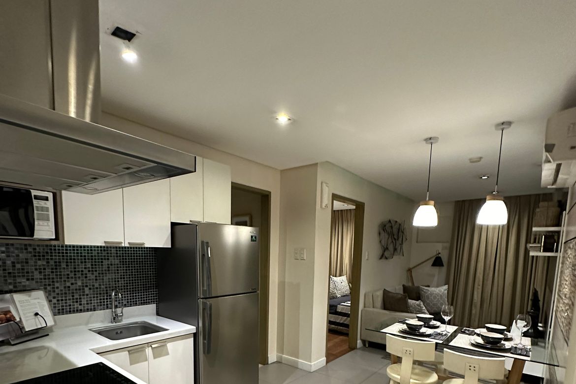 2 Bedroom Condo for Sale in The Paddington Place, Highway Hills, Mandaluyong, Metro Manila near MRT-3 Shaw Boulevard – photo 3