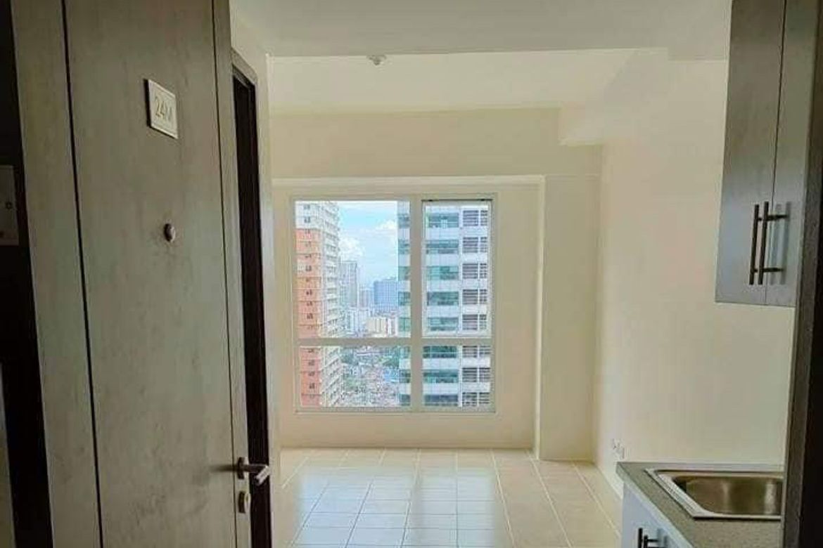2 Bedroom Condo for Sale in The Paddington Place, Highway Hills, Mandaluyong, Metro Manila near MRT-3 Shaw Boulevard – photo 7