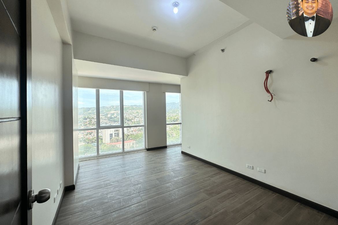2 Bedroom Condo for Sale in The Padgett Place, Lahug, Cebu City, Cebu – photo 3