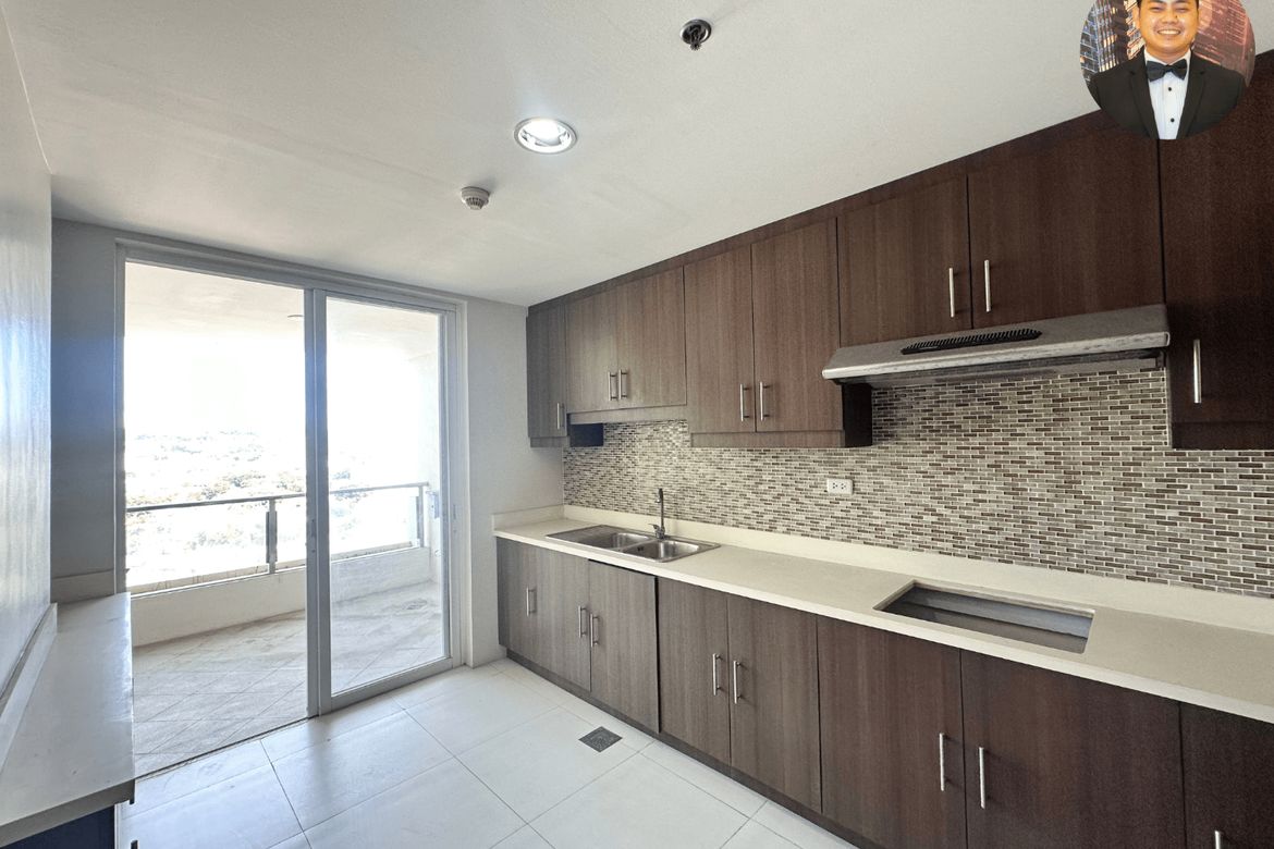 2 Bedroom Condo for Sale in The Padgett Place, Lahug, Cebu City, Cebu – photo 8