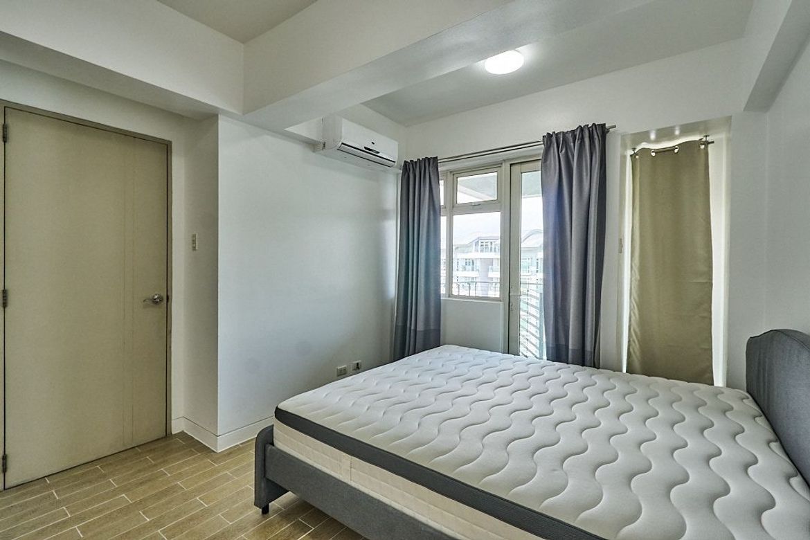 2 Bedroom Condo for Sale in The Parkside Villas, Barangay 183, Pasay, Metro Manila – photo 2