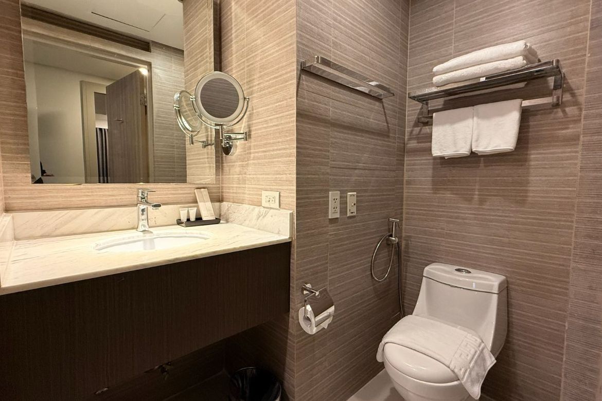 2 Bedroom Condo for Sale in The Residences at Bonifacio Civic Center Tower (BCCT), BGC, Taguig – photo 5