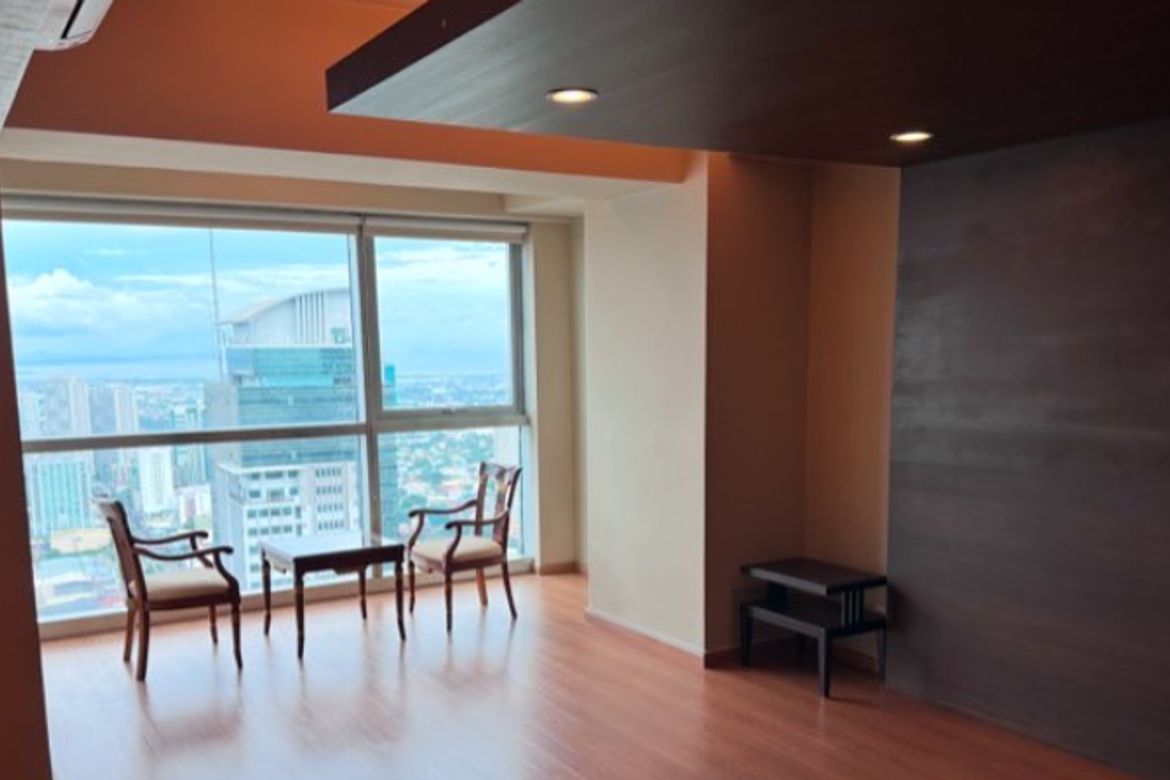2 Bedroom Condo for Sale in The St. Francis Shangri-La Place, Wack-Wack Greenhills, Mandaluyong, Metro Manila near MRT-3 Shaw Boulevard – photo 8