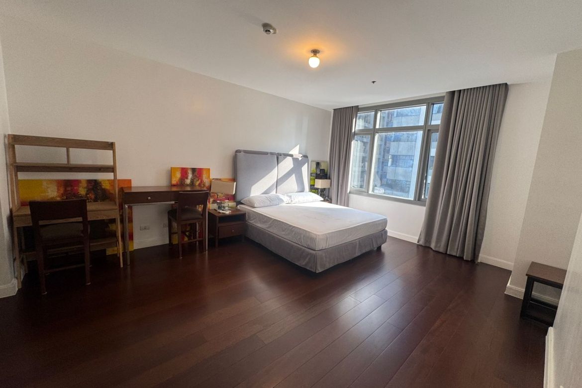 2 Bedroom Condo for Sale in The Suites at One Bonifacio High Street, Pinagsama, Taguig, Metro Manila – photo 3