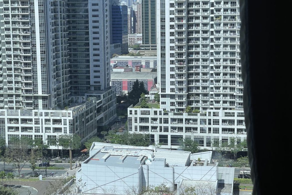 2 Bedroom Condo for Sale in The Trion Towers, BGC, Taguig