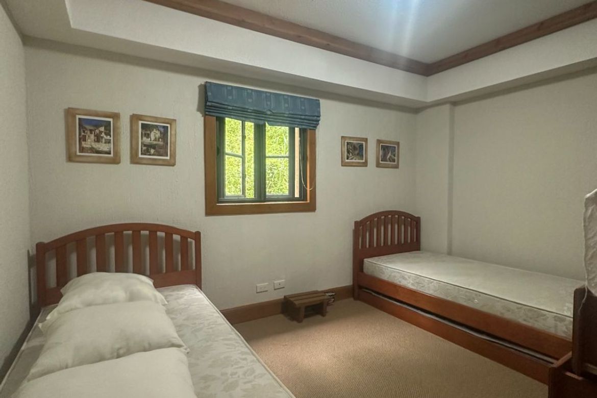 2 Bedroom Condo for Sale in The Woodridge at Tagaytay Highlands, Calabuso, Tagaytay, Cavite – photo 2