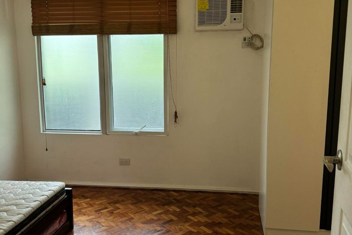 2 Bedroom Condo for Sale in Two Serendra, BGC, Taguig – photo 3