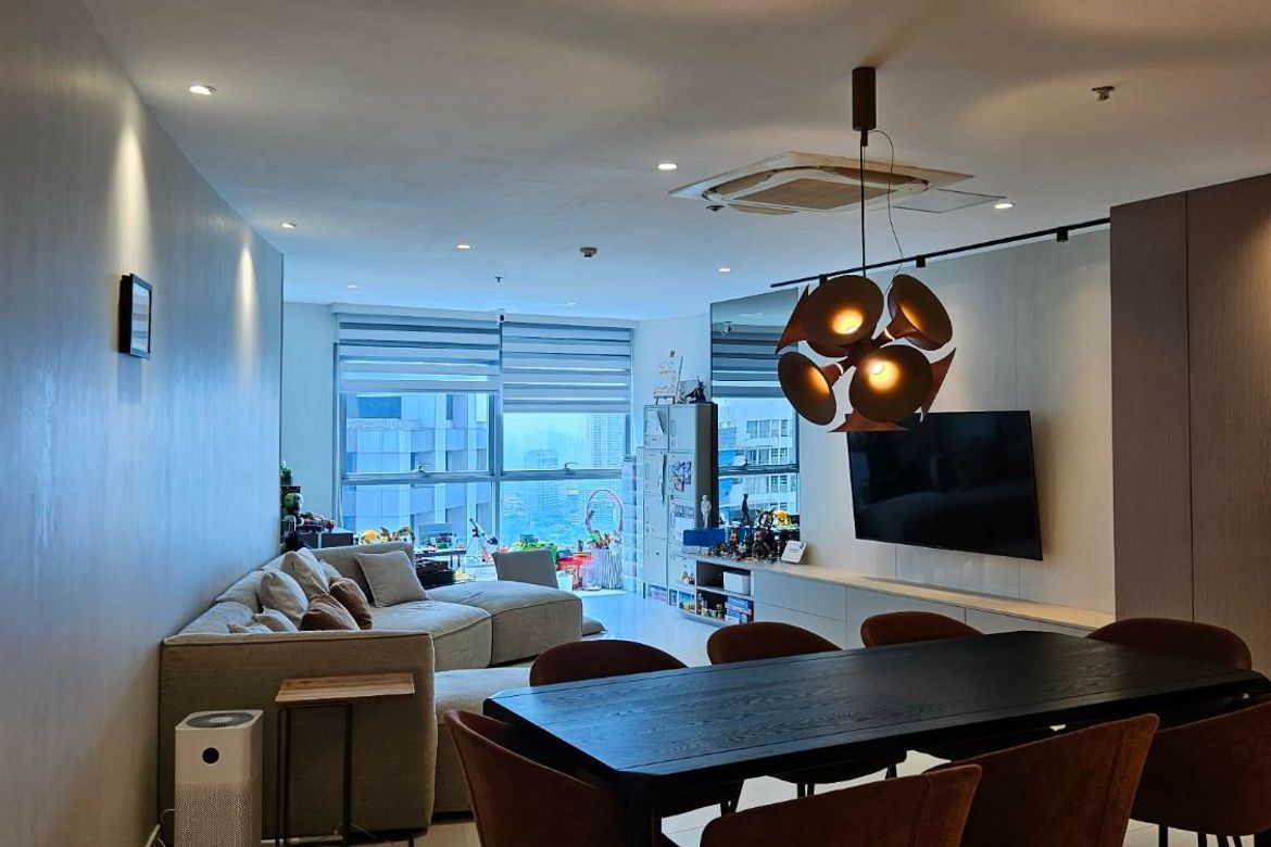 2 Bedroom Condo for Sale in Ugong Norte, Quezon City, Metro Manila near MRT-3 Ortigas